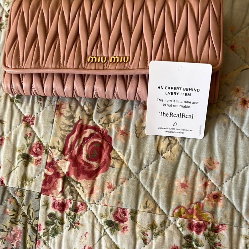 MIU MIU NWOT PINK WALLET - Picture 6 of 10